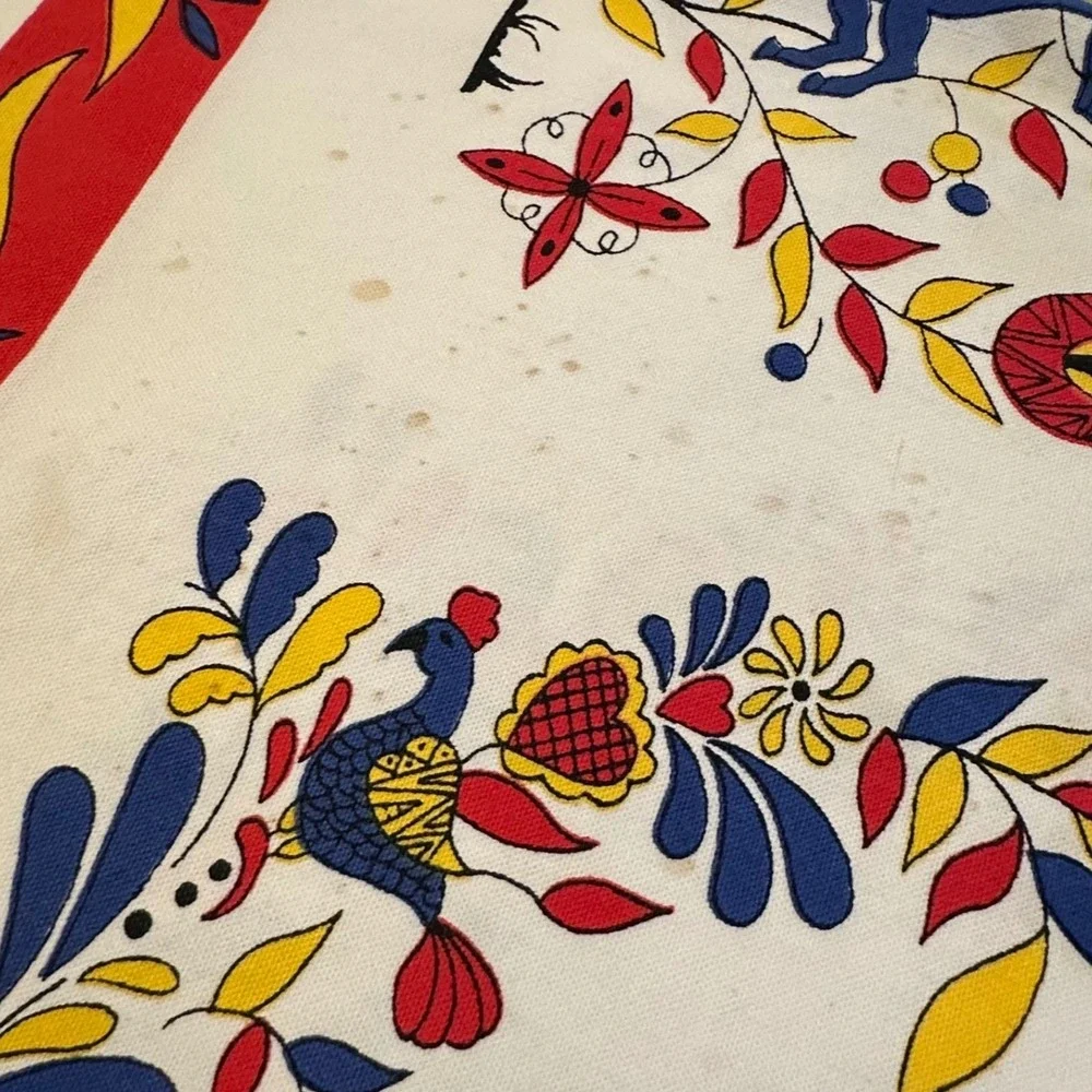 Vintage‎ Folk Art Tablecloth 51x44 Cream Red Scandinavian Heart
